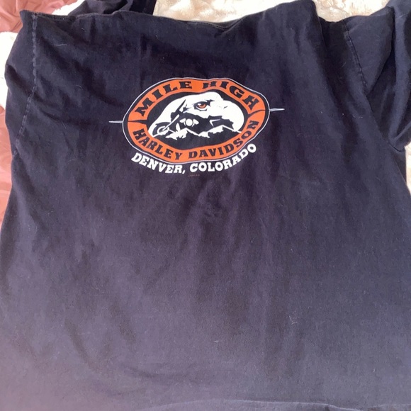 HD Tee - Picture 4 of 4